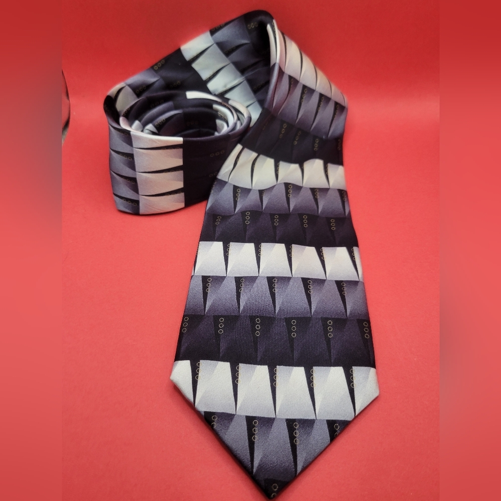 Bergamo Silk Necktie Vintage 80s/90s